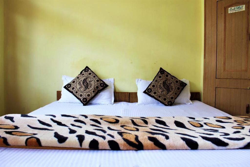 Upclimb Longstay For Bus Or Taxi Only Guests 마날리 외부 사진